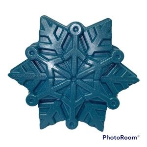 Nordic Ware Disney Frozen 2 Cast Snowflake Pull Apart Bundt Cake Pan 6 cups